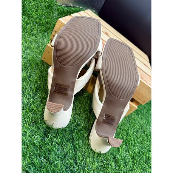 London Fog- Cream- Heels- Size 9 - Picture 10 of 10